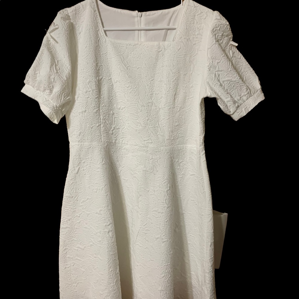 White dress size XL